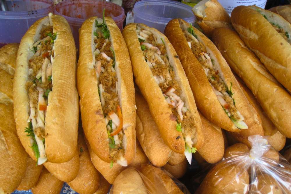 le khao jii, une version locale de la baguette